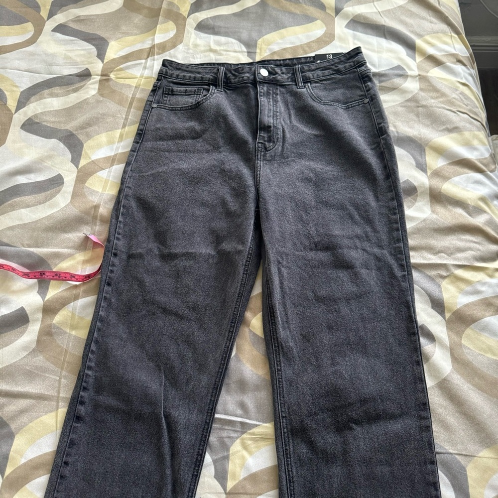 Fashion nova Dress to kill mom jeans size 13